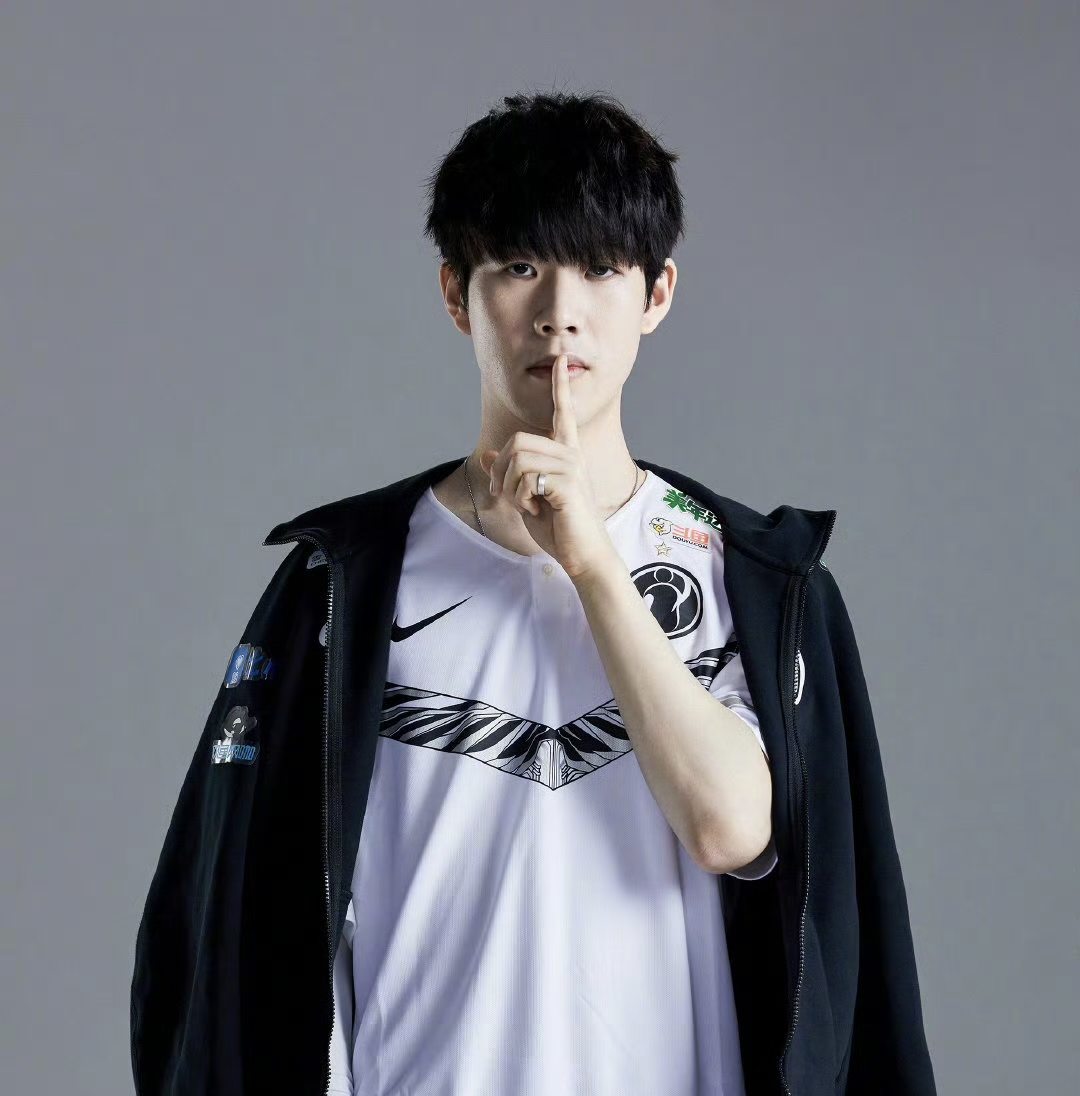 味着全体的 味着全体的