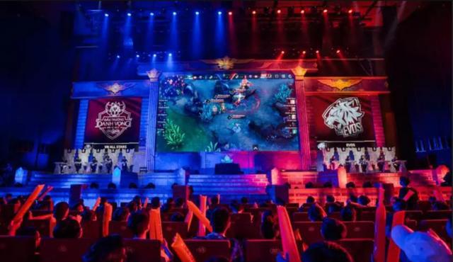 力能够吸引 力能够吸引