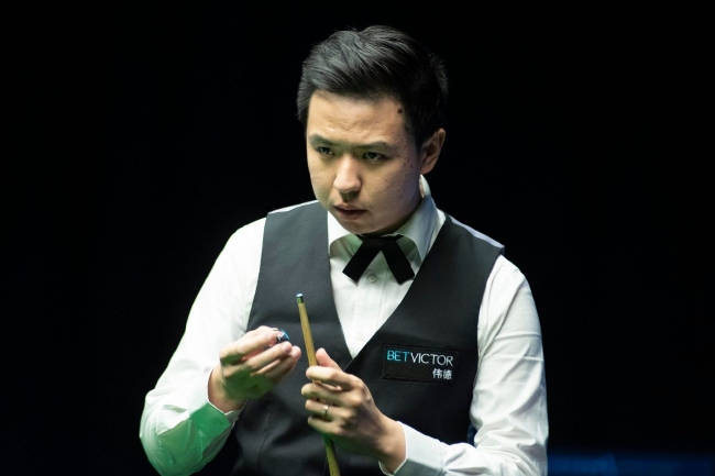 也折射出英 也折射出英