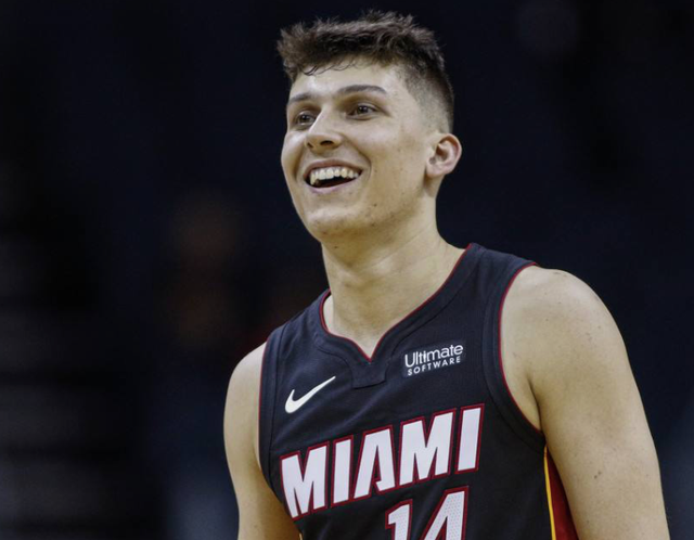 才该被定义 才该被定义