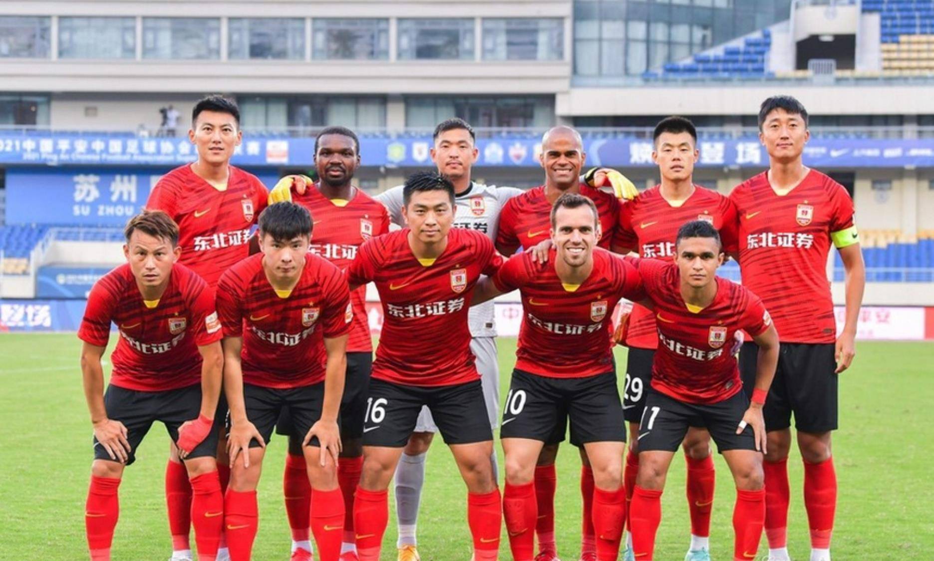 与中前场轮 与中前场轮